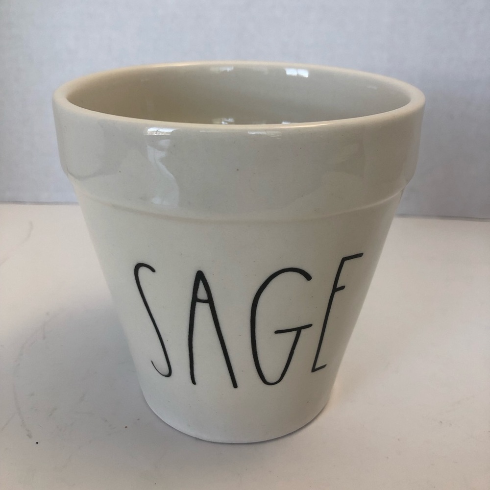 Rae Dunn SAGE pot